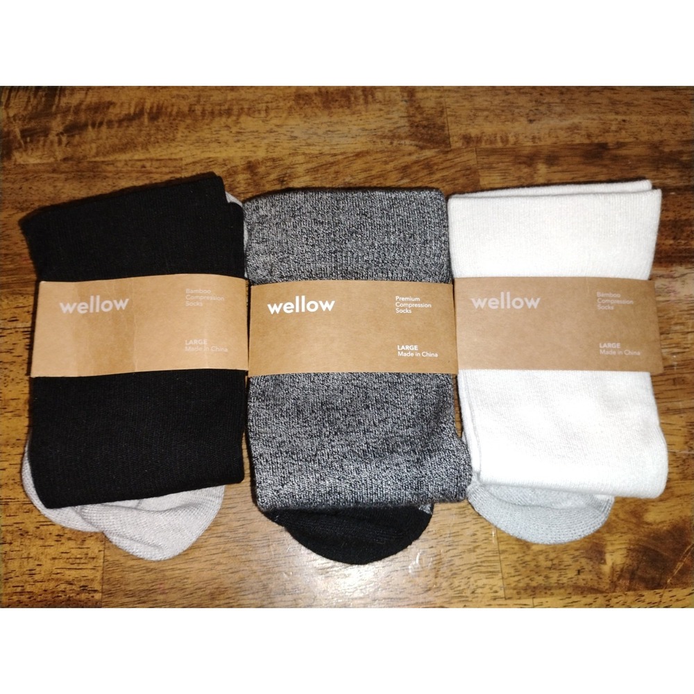 NEW Wellow Premium Compression Socks Large‎ (LOT OF 3)